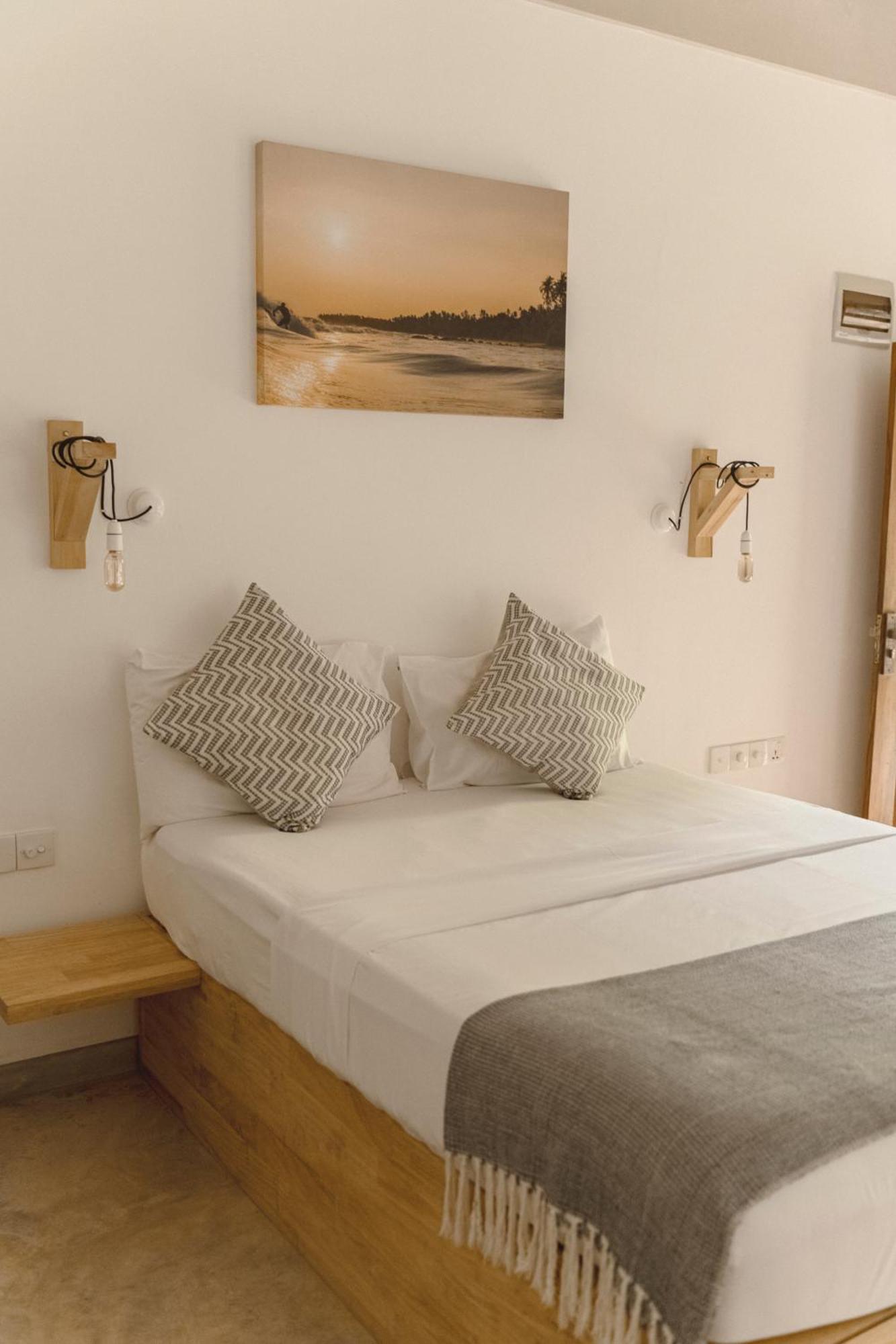 Taboo Hotel Dikwella Kültér fotó